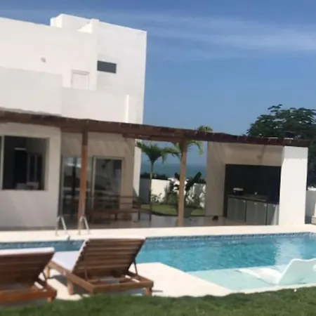 Espectacular Casa En Oferta Con Piscina Privada Y Vista Al Mar Carretal Exterior photo